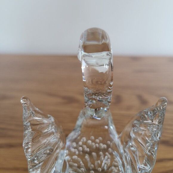 Vintage Precision Controlled Bubble Clear Glass Art Swan Figurine Paperweight - Picture 13 of 15